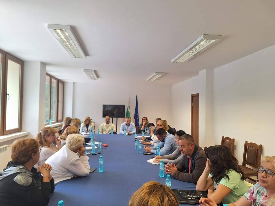  Комисията за детето към община Велинград взе решения, по отношение на случая с измъчваното дете 